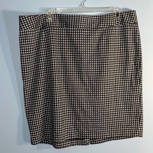 Lane Bryant black white houndstooth print pencil skirt plus size 24